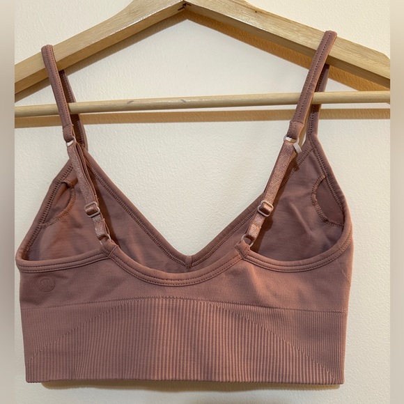 LULULEMON Sports Bra - Pink - Picture 2 of 6
